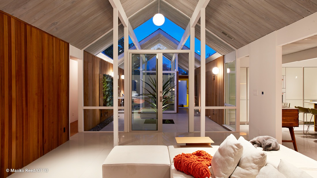 Series 3000 Sliding Door