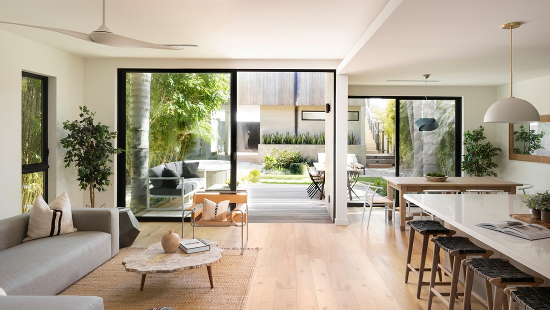 Series 3000 Sliding Door