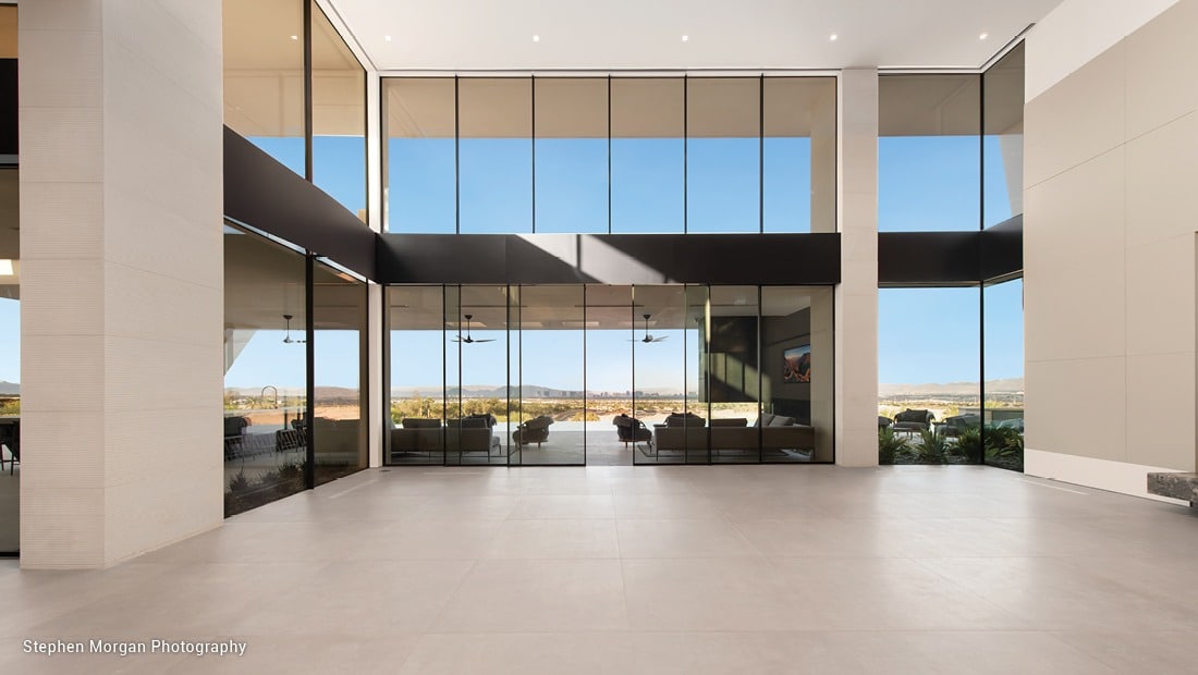 EDGE_s Multi-Slide Pocket Corner Door