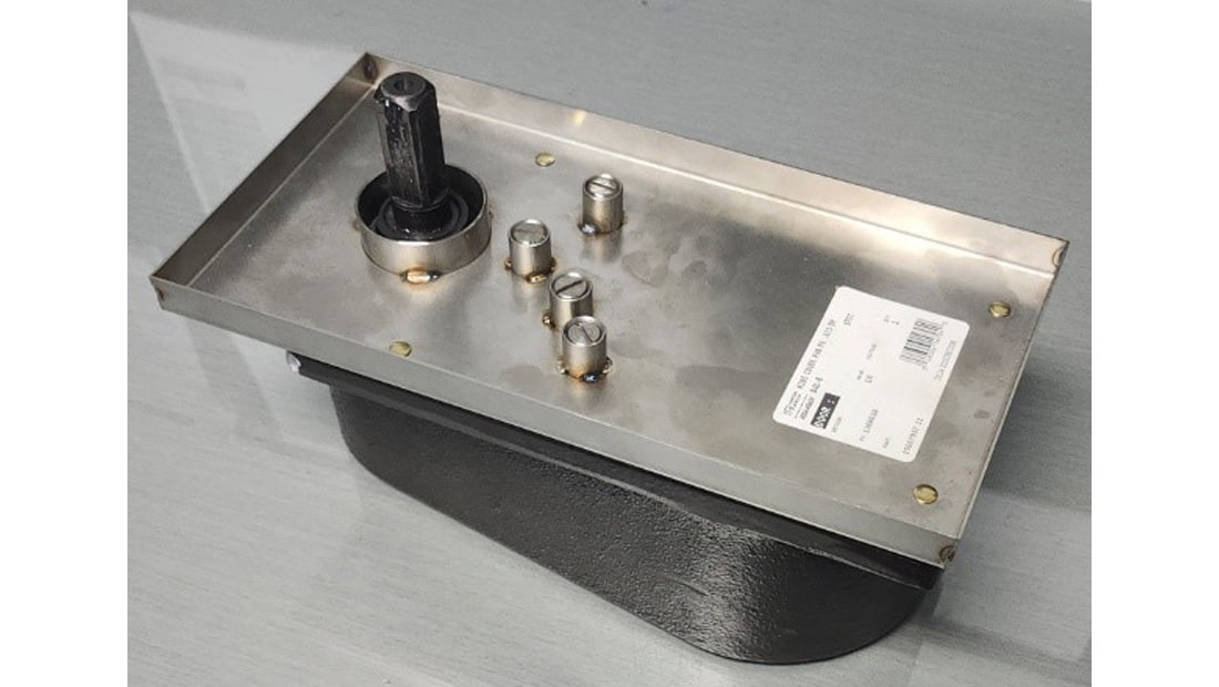 EDGE |p| Rixson Terrazzo Pan