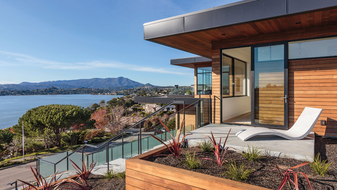 Series 3200-T Hinged Door